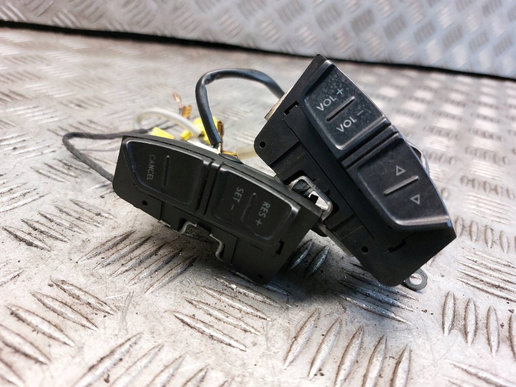 фото №10, Радио проигрыватель beta + чейнджер + переключатели многофункциональный vw bora