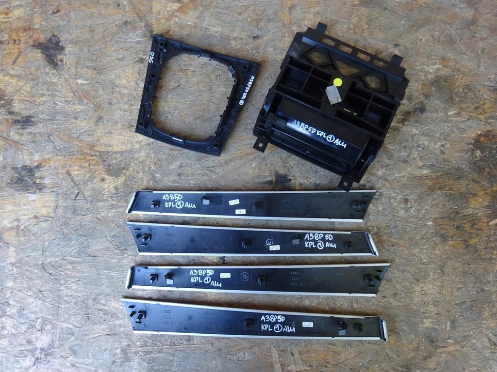 фото №10, Audi a3 8p 8p4 5d sportback накладки декори двері рамка dsg s-line