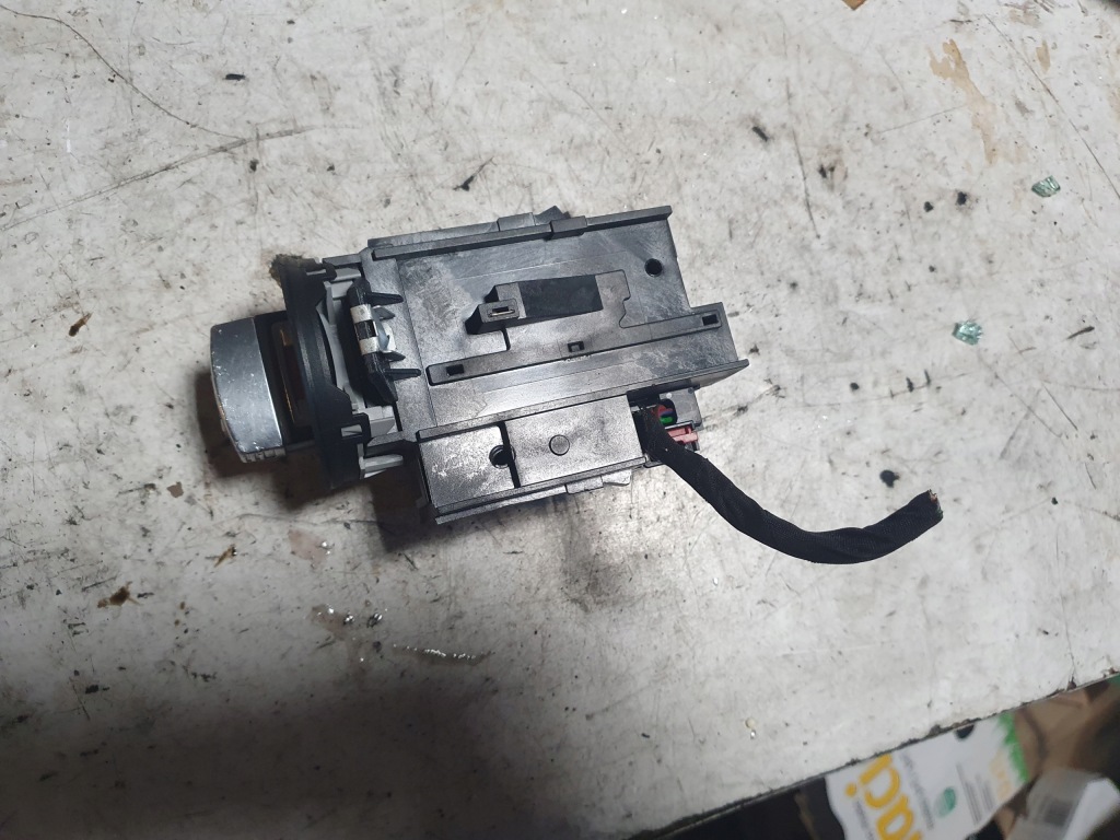 фото №1, Замок запалювання ключ vw passat cc 3c0905843t