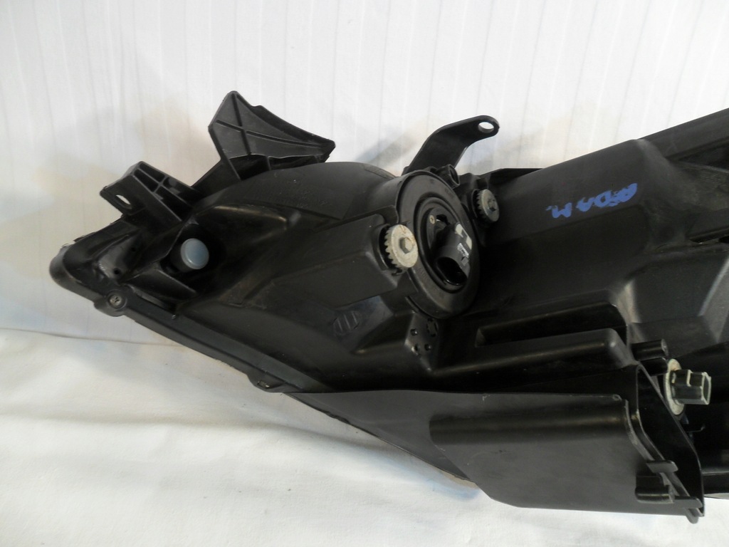 фото №13, Лампа правий перед eu toyota avensis verso 2001-