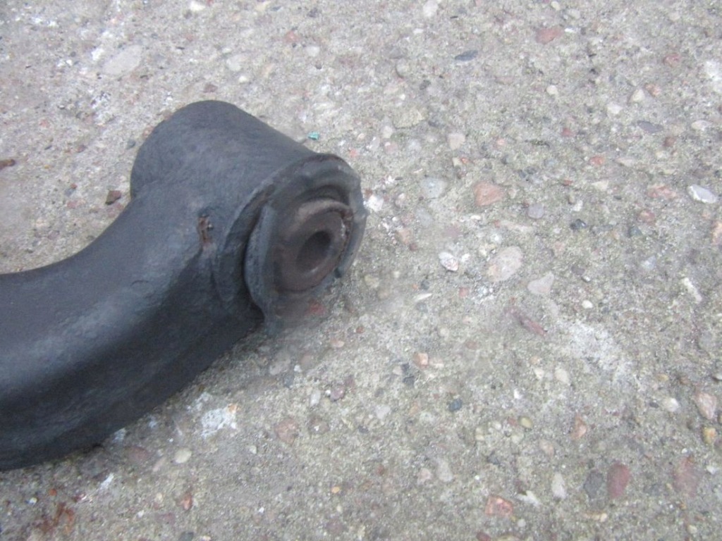 фото №4, Kia sportage ii 2.0i 2007 рычаг правый перед