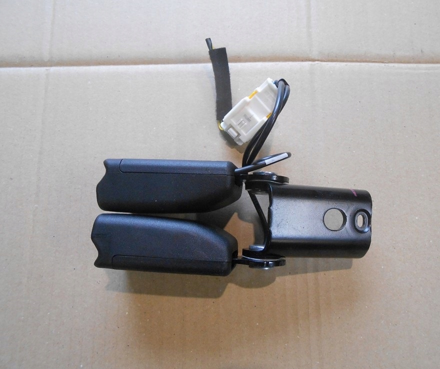 фото №4, Citroen ds4 c4 ii кліпса замок ременів задня