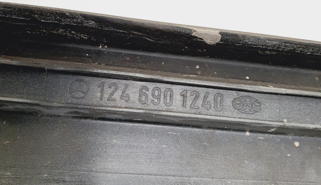 фото №8, Молдинг накладка поріг права mercedes w124 coupe