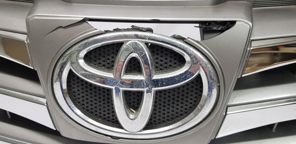 Toyota alphard 08-14 решётка  решётка радиатора хром бампер с Разборки