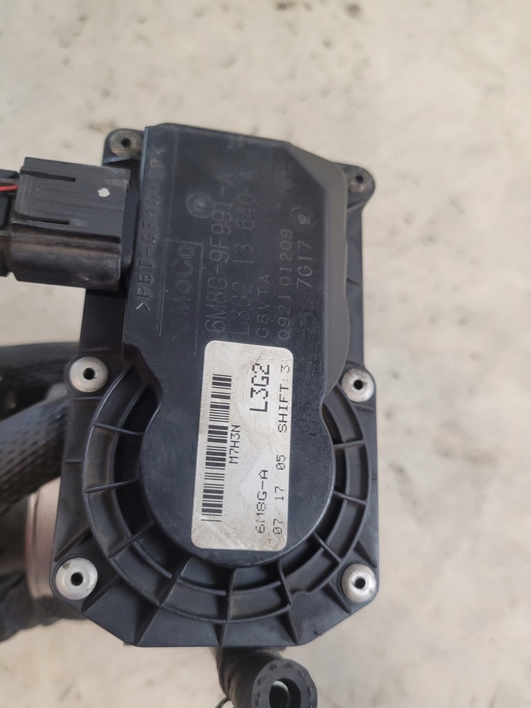 фото №8, Дроссельная заслонка оригинальный номер 6m8g-9f991-a mazda 6 1.8b