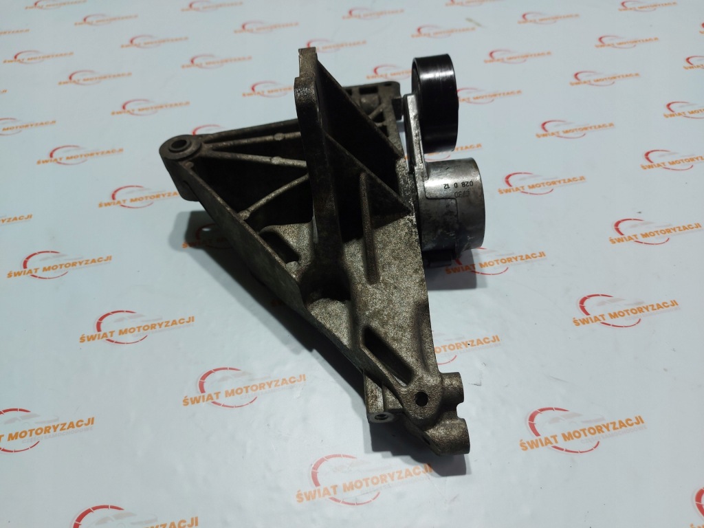 Alfa mito 1.4 multiair 955a2000 135km кронштейн генератора 46820385 Недорого