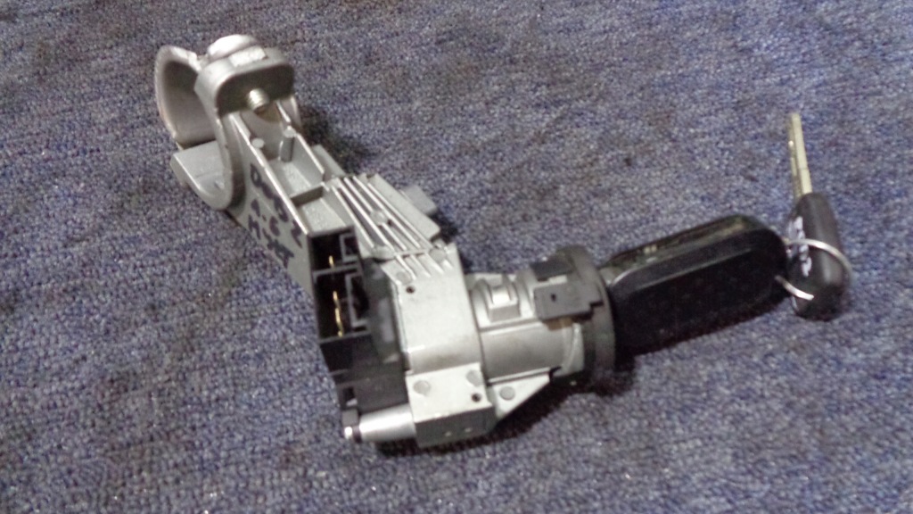 фото №10, Бортовой компьютер замок зажигания bsi fiat doblo 2 ii 1.6 16v m-jet 2010-