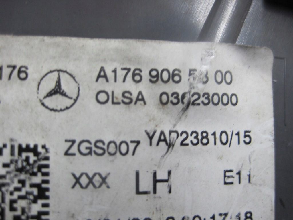 Фара права задня mercedes a klasa 176 led w крило Київ