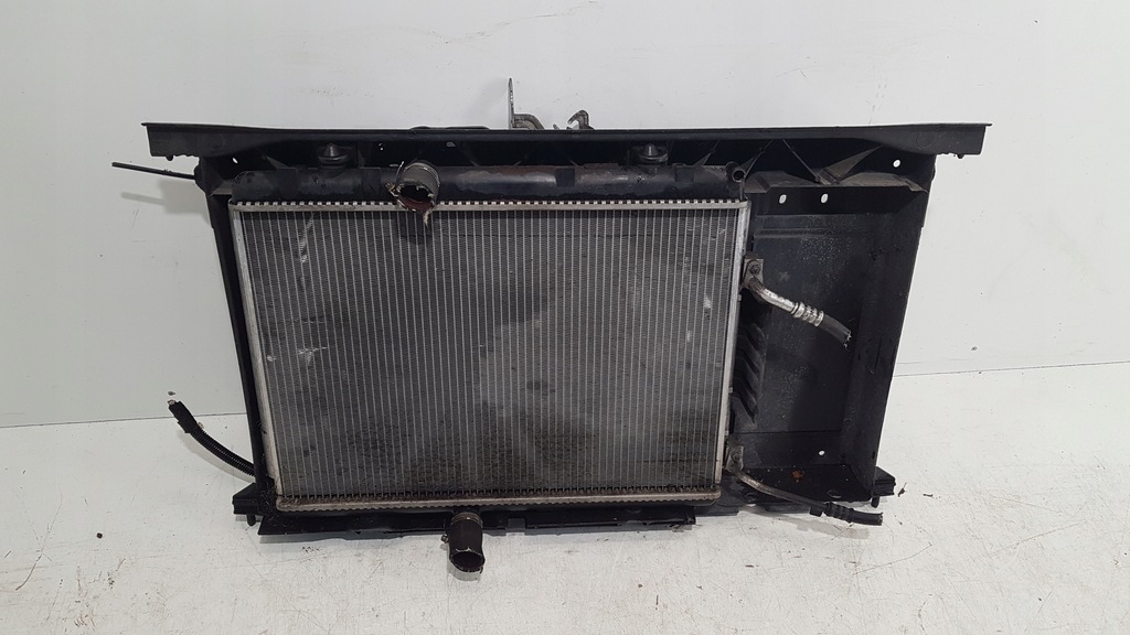 фото №4, Peugeot 308 3008 5008 c4 pas передний радиатор vti