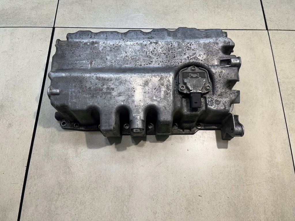 фото №1, Піддон масляна vw touran 1.9 tdi 03g103603