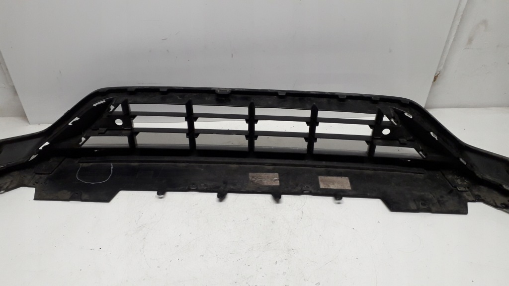 Volvo xc90 14- r-design накладка решётка бампера с Разборки