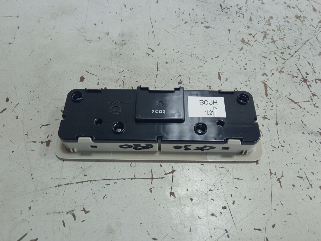 фото №2, Mazda cx-30 лампа кабины