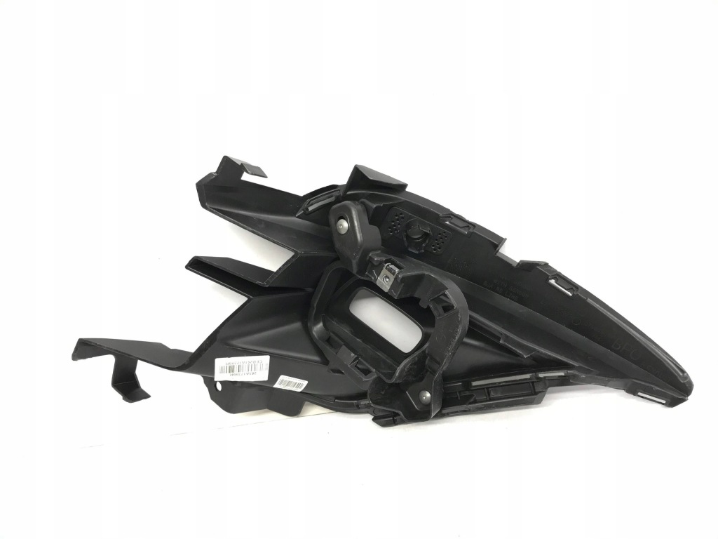 Решітка рамка кронштейн протитуманної фари ліва renault clio v 19- r. 261a17399r в Україні