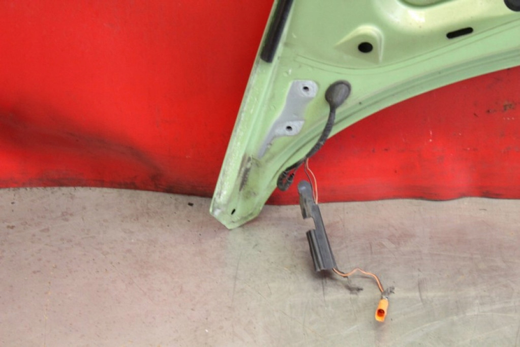 фото №15, Капот крышка двигателя зелёный vw new beetle 98-05