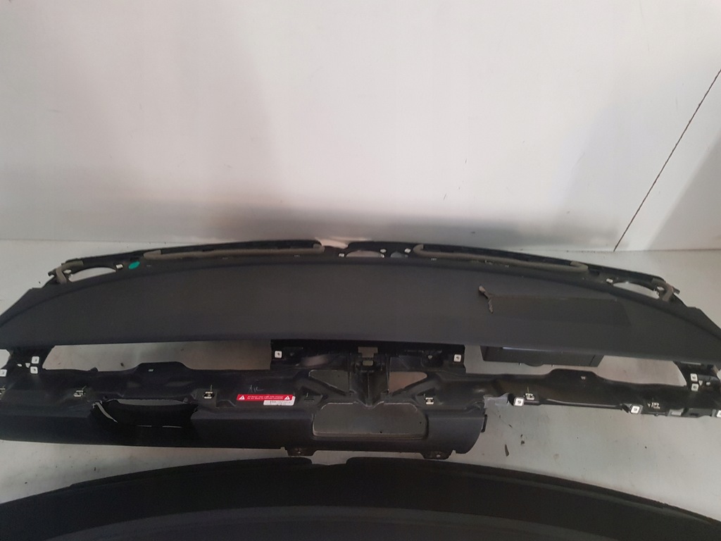 фото №4, Tesla 3 приборная панель консоль подушка безопасности