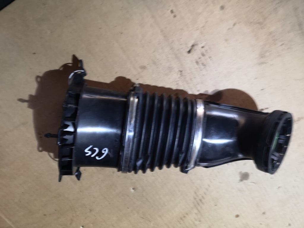 фото №1, Mercedes w213 труба воздухозаборник воздуха a6540980083