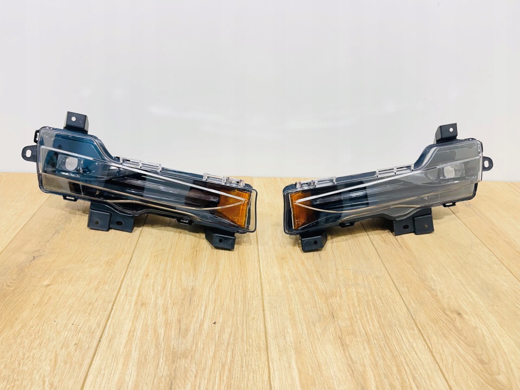 Купити Лампа протитуманна протитуманна фара full led tesla model 3 америка