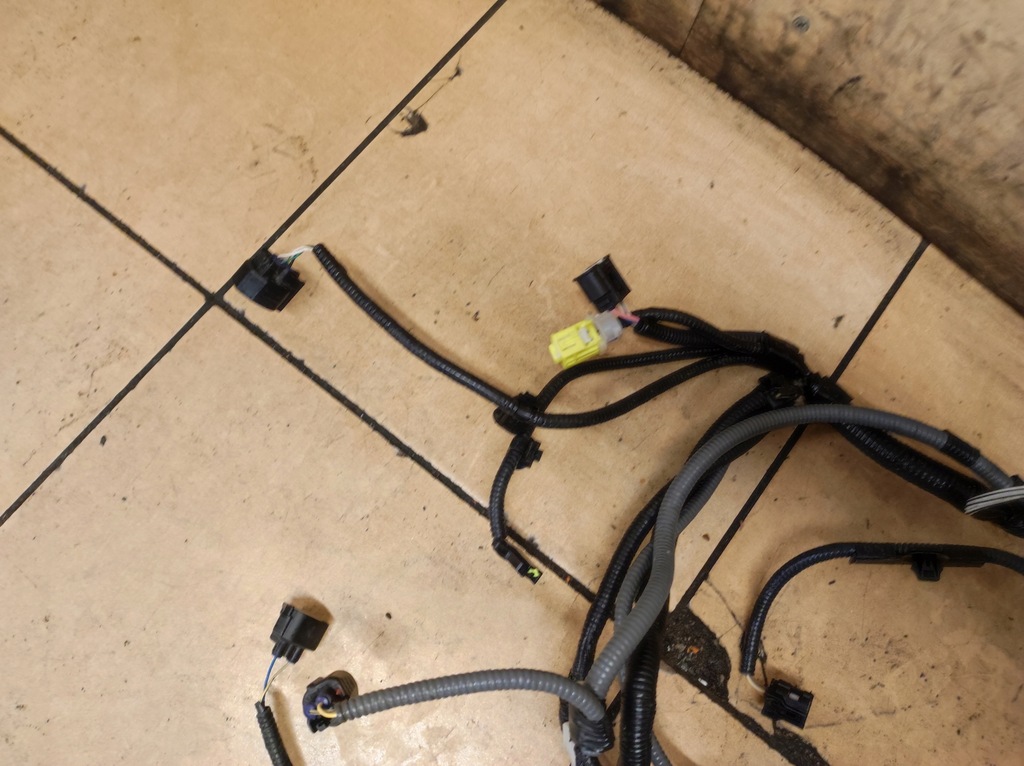 фото №9, Корпус корпус коробка запобіжників highlander xu70 iv 4