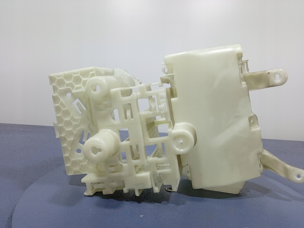 фото №4, Bmw x5 g05 кронштейн распределителя тока 8780755