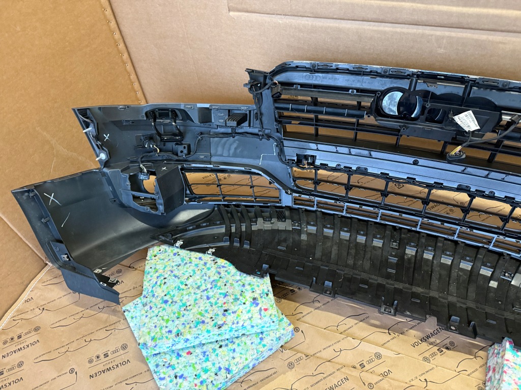 фото №10, Audi a8 d4 lift бампер перед решётка радиатора pdc омыватель комплект orginał lx7r 2016 r