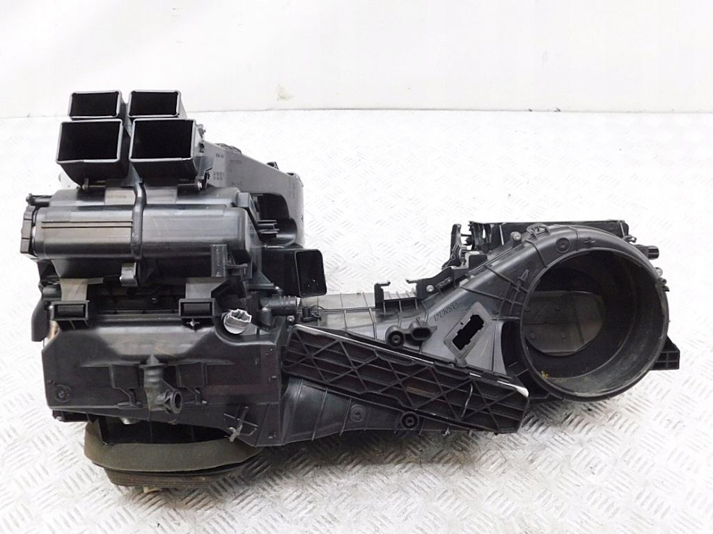 фото №1, Обігрівач корпус - vw golf v plus 05-13 eu