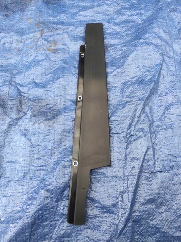 фото №1, Jeep renegade 20 21 22 молдинг вертикальная с дверь левый перед