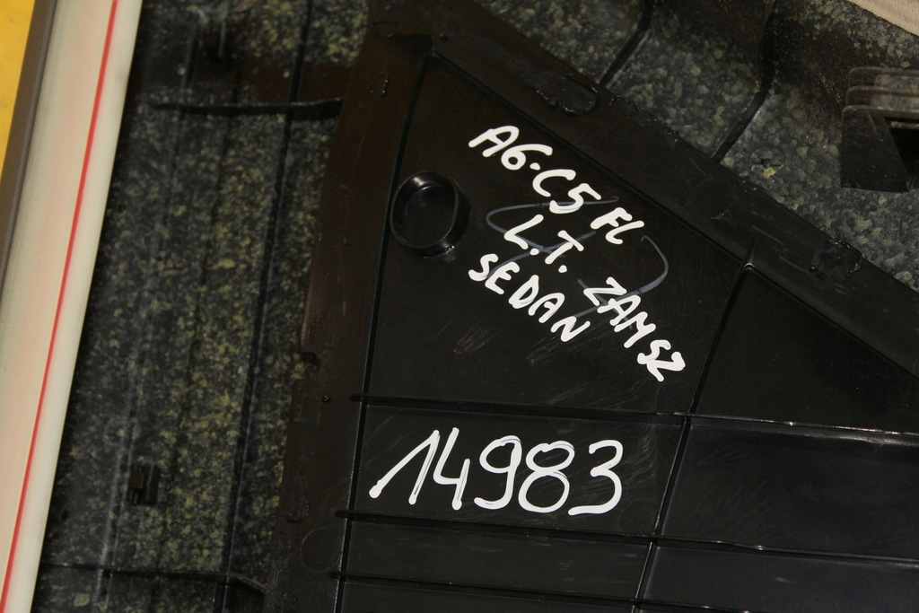 фото №9, Обшивка дверь левый задняя a6 c5 fl sedan 4b0867305