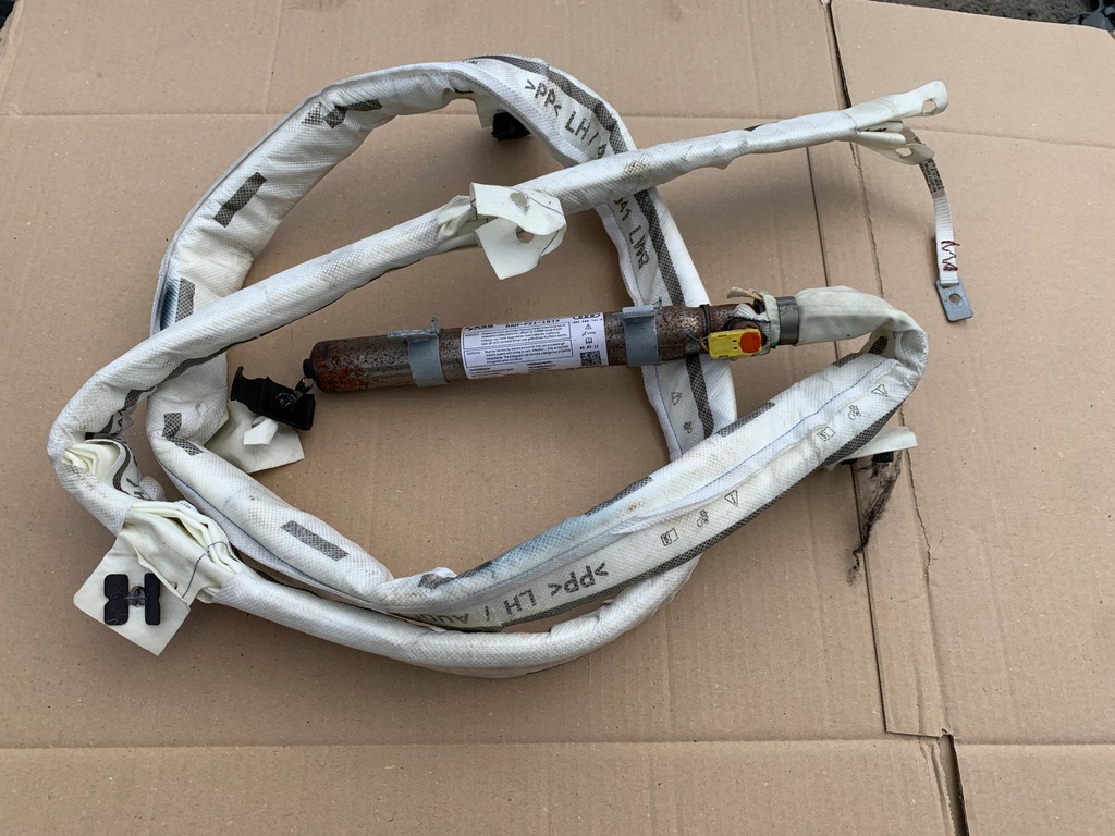 фото №1, Шторка безопасности подушка безопасности левая audi a8 d4 long 4h4880741d оригинал исправна