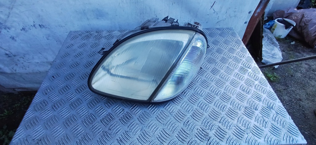 фото №2, Mercedes r170 лампа ліва перед поворотник