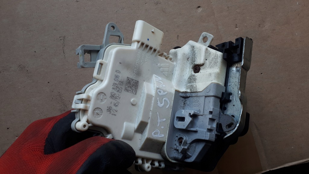 фото №5, S4 b8 a4 замок дверь правый задняя 8k0839016d 5pin