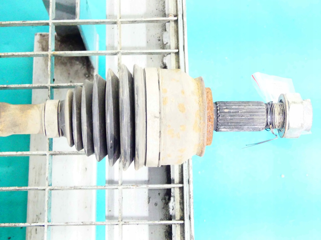 фото №2, Приводной вал правая длинная опора alfa romeo mito 1.6 jtd