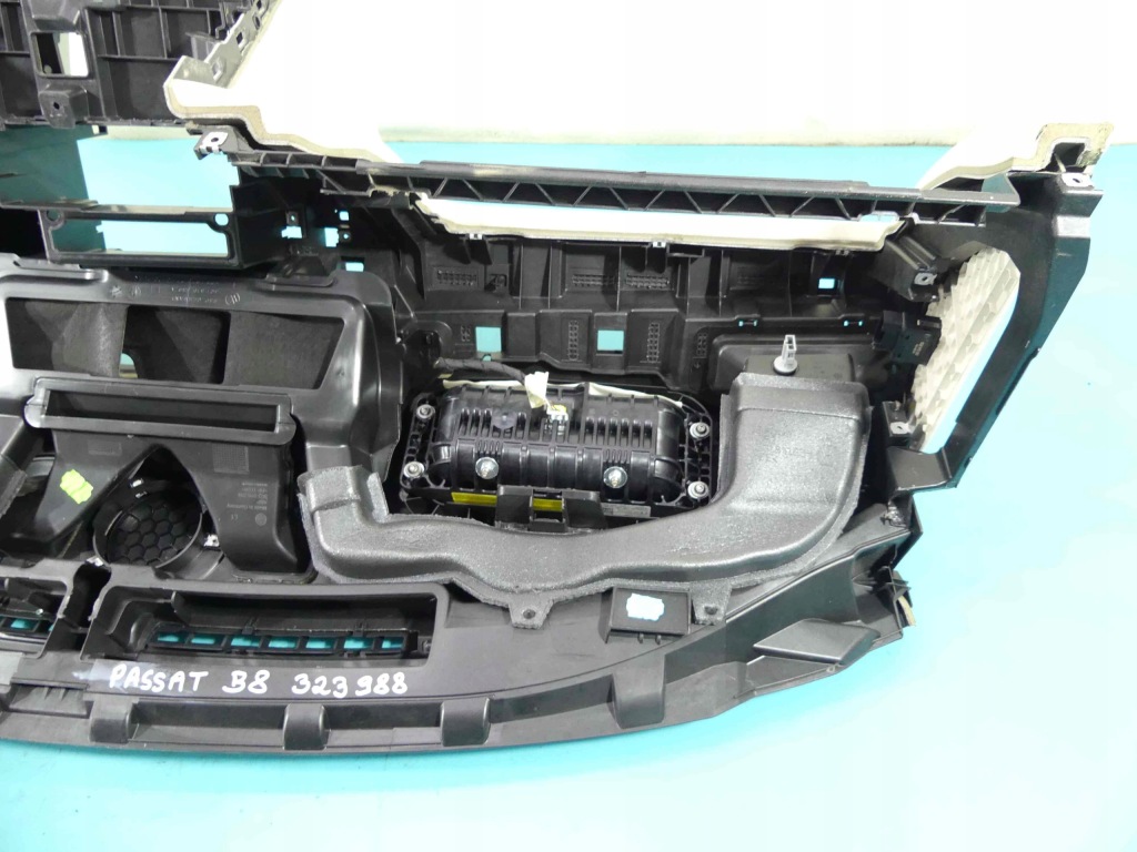 фото №10, Приборная панель консоль подушка vw passat b8 europa