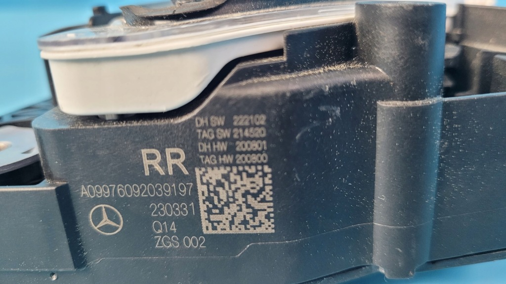 Eqe w295 350+ ручка наружная дверь правый задний  a0115073097 a0997609203 Оригинал