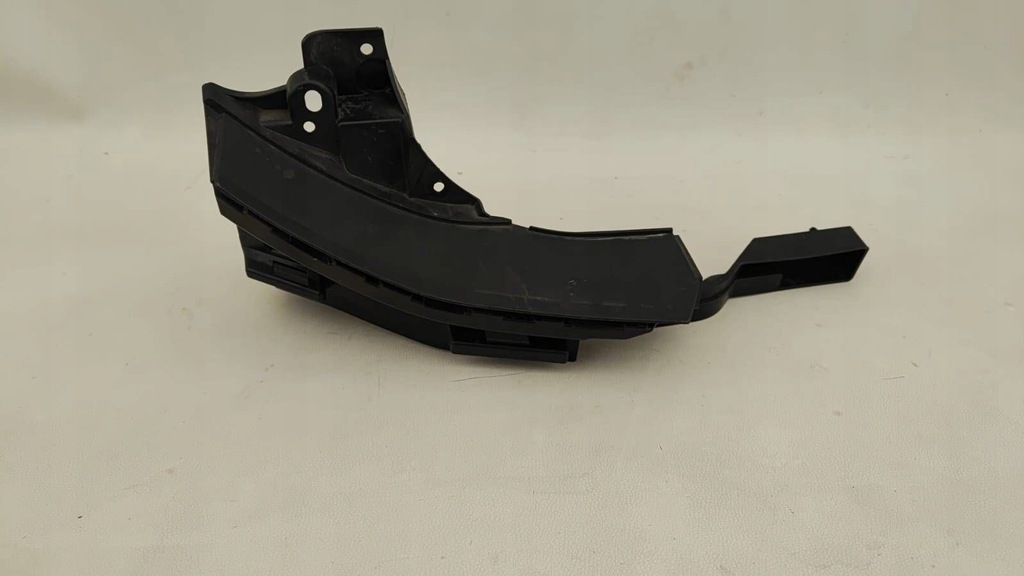 фото №1, Land rover range rover evoque l538 направляющая бампера задняя левый 17b931a