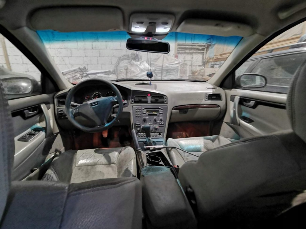 Купить Volvo s60 коробка предохранителей 2001 2.4l 0196472 0196472, 9401802, 000638