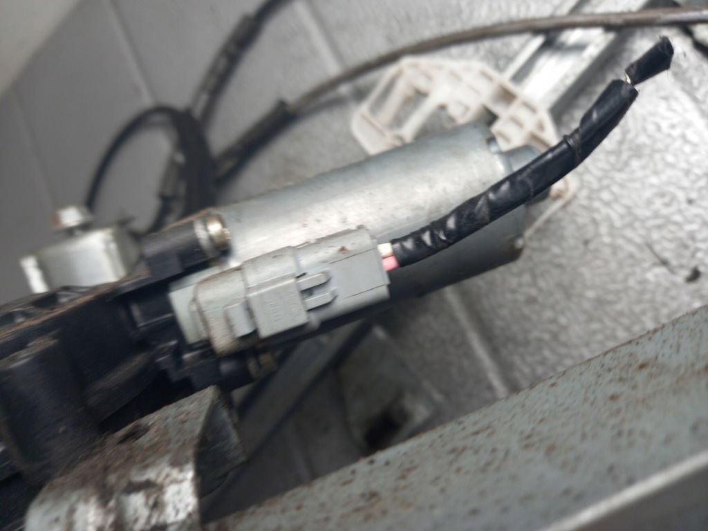 фото №4, Підйомник правий перед peugeot partner 01r kombi