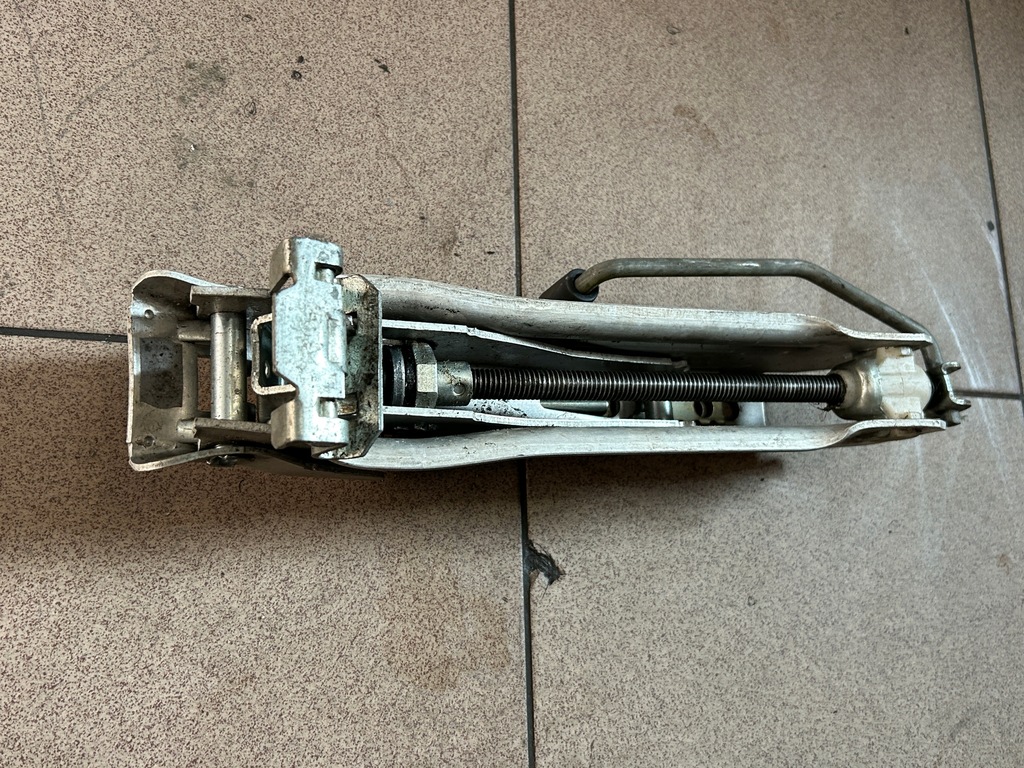 фото №4, Домкрат подъемник audi a4 b6 b7