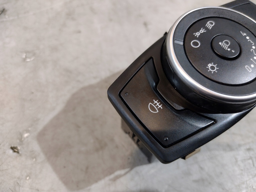 фото №10, Выключатель света ford focus mk3 iii 3 lift f1et13a024ga