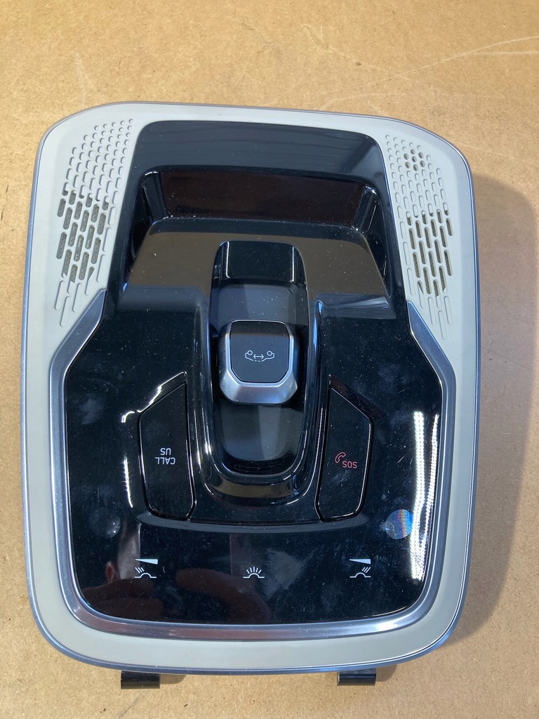 фото №1, Lynk & co. 01 панель переключатели люк 8888998132