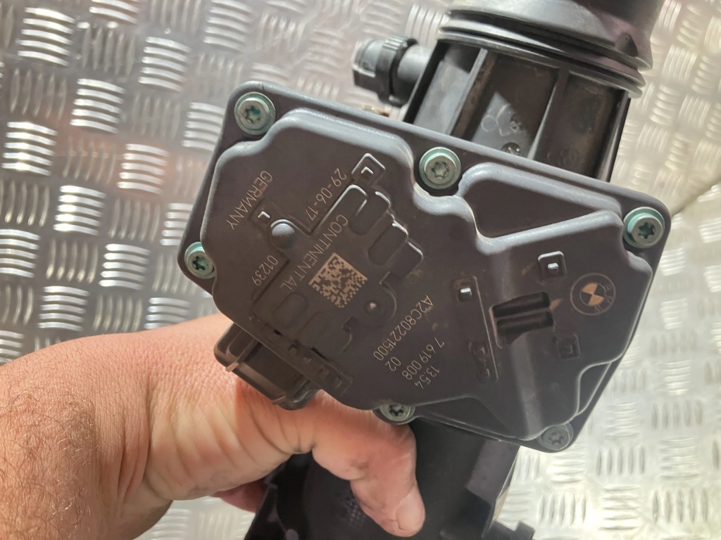 Коллектор впускной  bmw x1 f48 2.0i 7617500 7619008 Киев