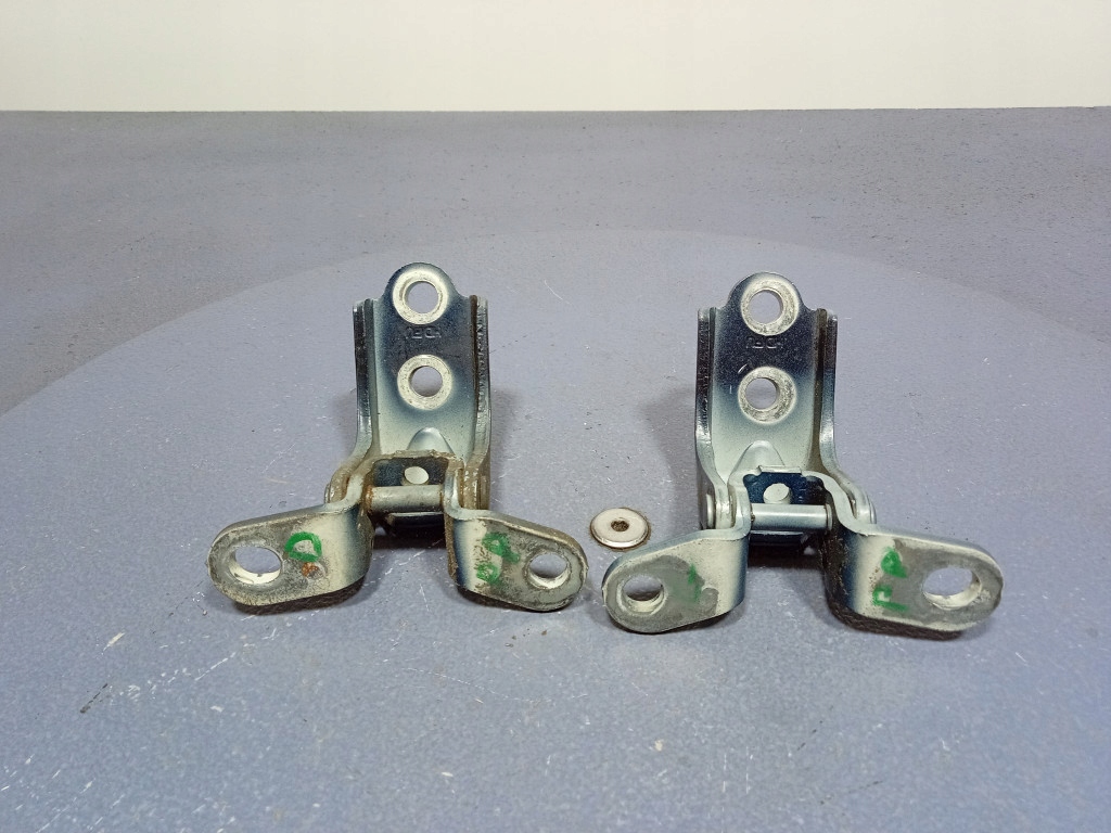 фото №1, Kia niro ev i петли дверь правый перед комплект