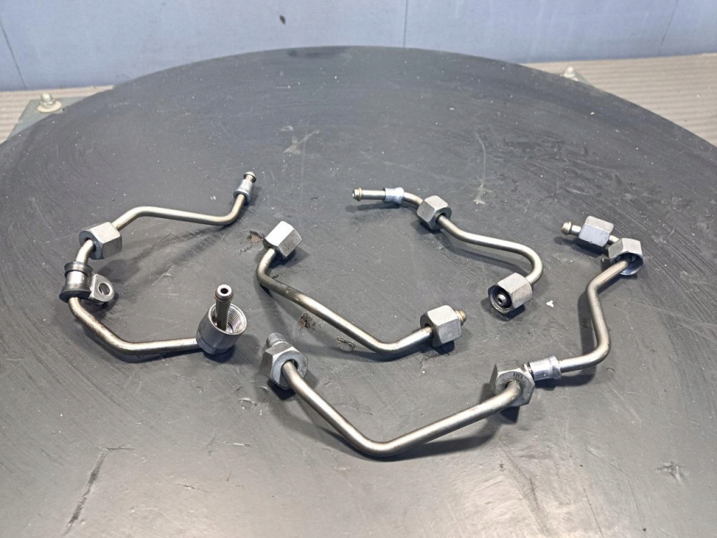 Купить Трубки провода топлива mercedes w213 2.0 cdi комплект