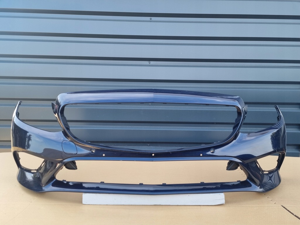 фото №1, Mercedes c klasa w205 lift 2018- бампер перед оригинал h016