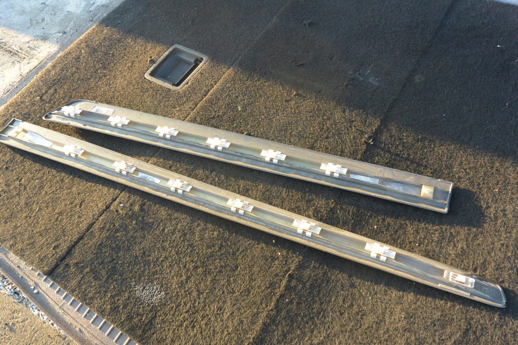 фото №6, Молдинг дверь правая перед задняя mercedes gl x164 c197