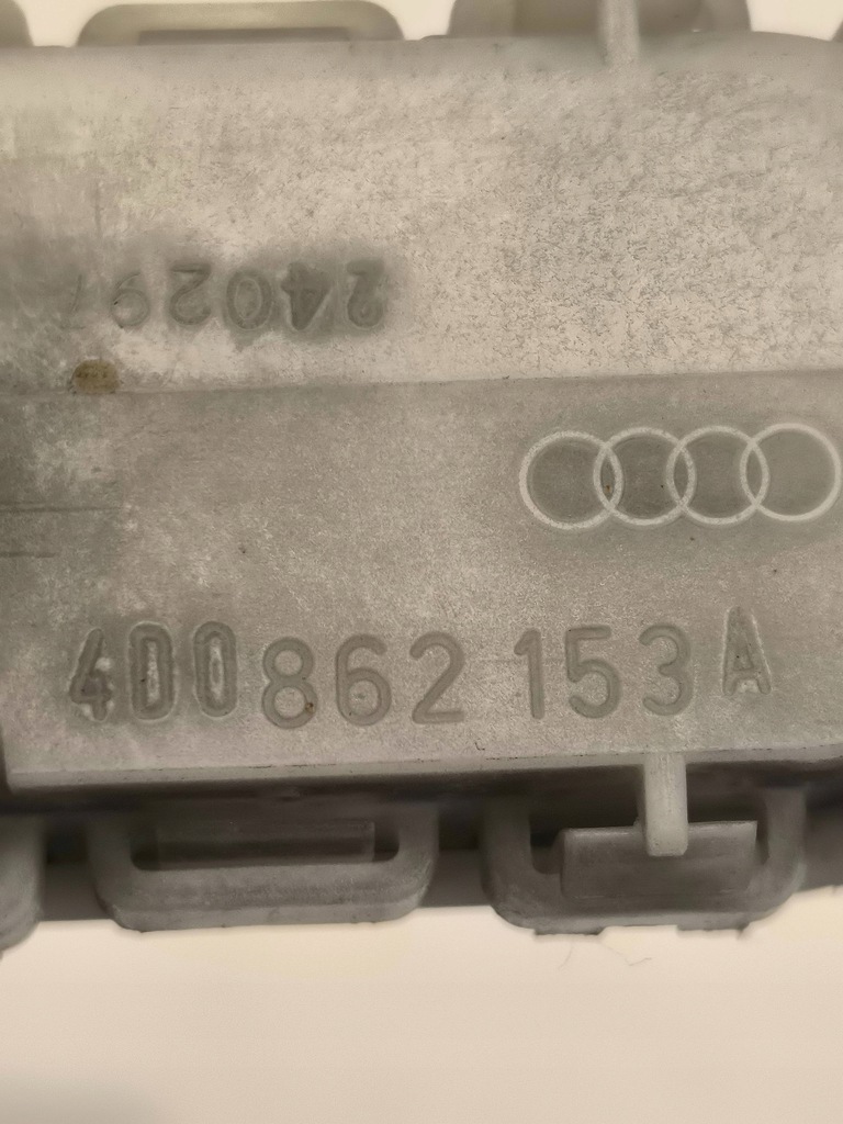 фото №5, Audi a8 s8 d2 4d 1995 помпа центрального замка