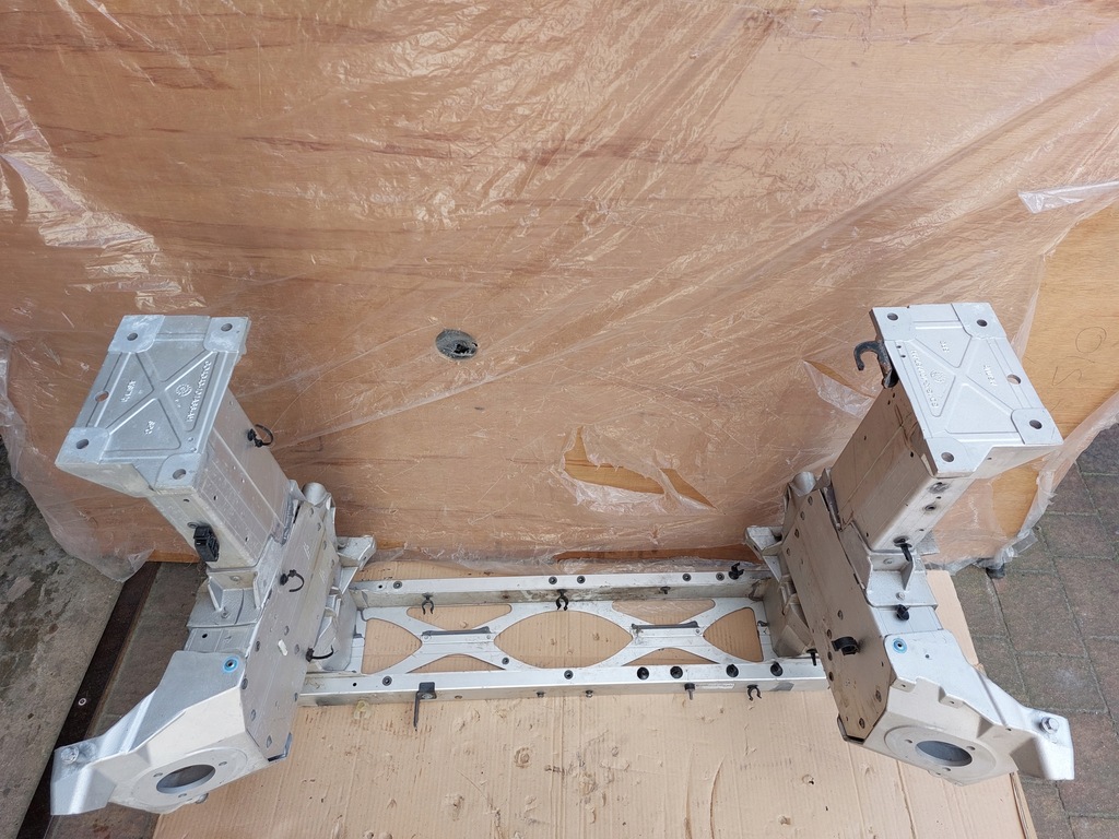 фото №15, Pas передній pdłożnica чашка підкрилок aston martin vantage 17r