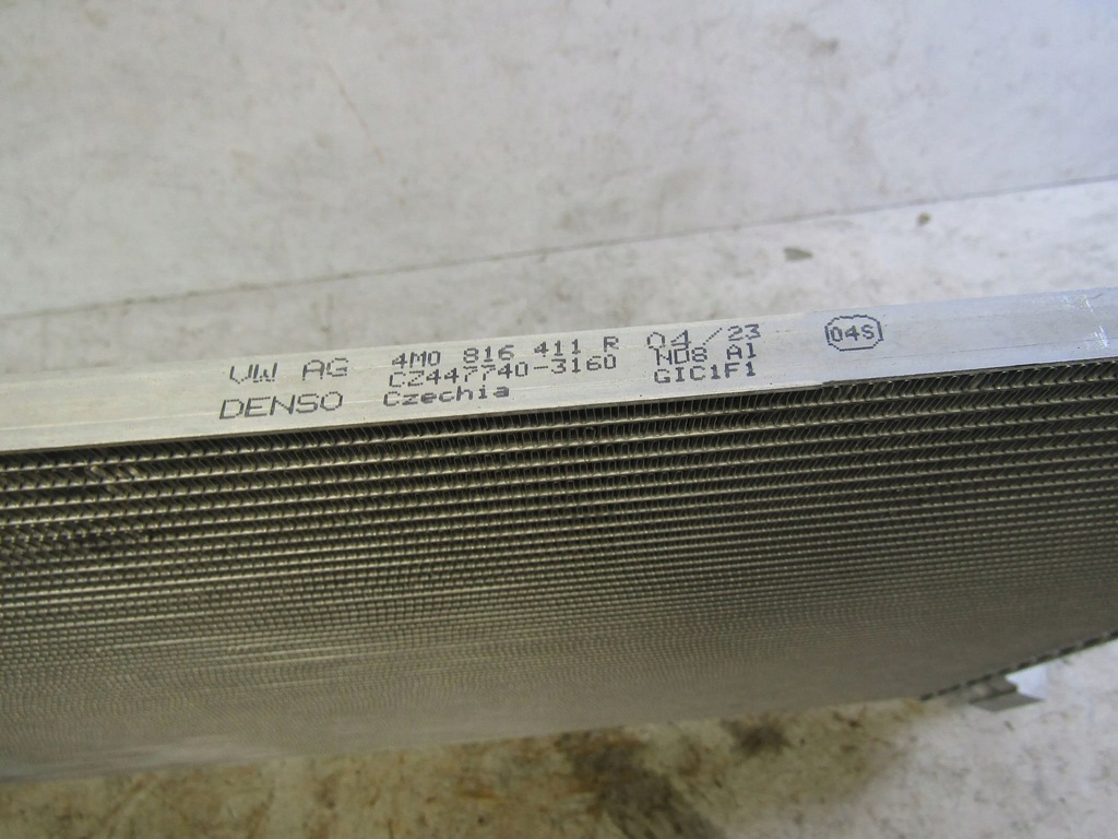 фото №10, Audi q7 ii lift радиатор кондиционера 4m0816411r