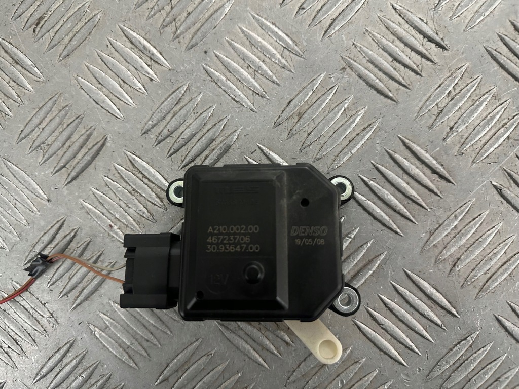 Lancia delta iii моторчик отопителя штекер europa 46723706 в Украине