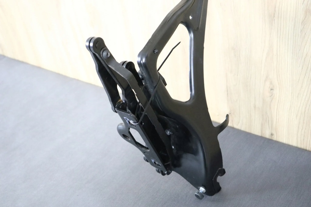 фото №5, Mercedes slk r171 каркас кришки багажника відкривання дах петлі