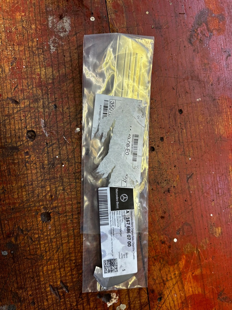 фото №1, Молдинг поріг ліва mercedes w167 a1676860700